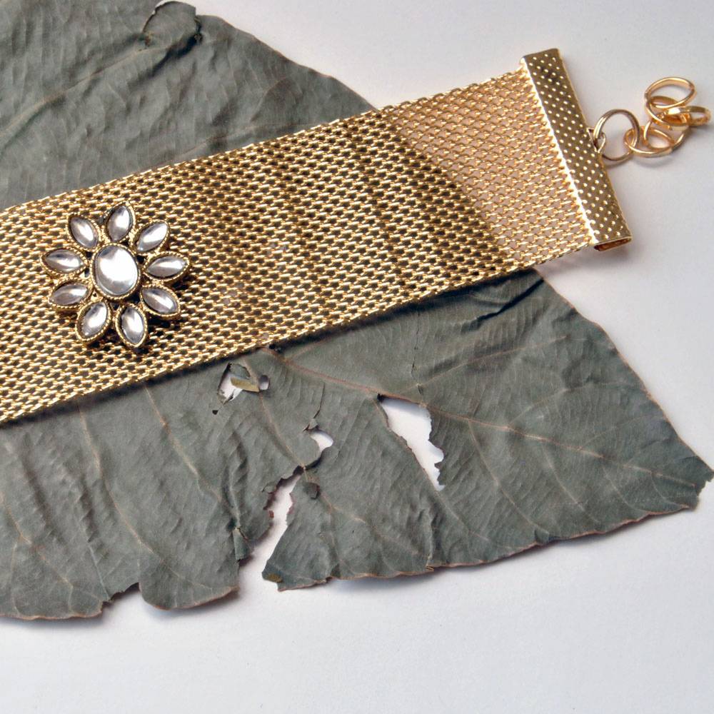 The Golden Grid Bracelet : ACB003