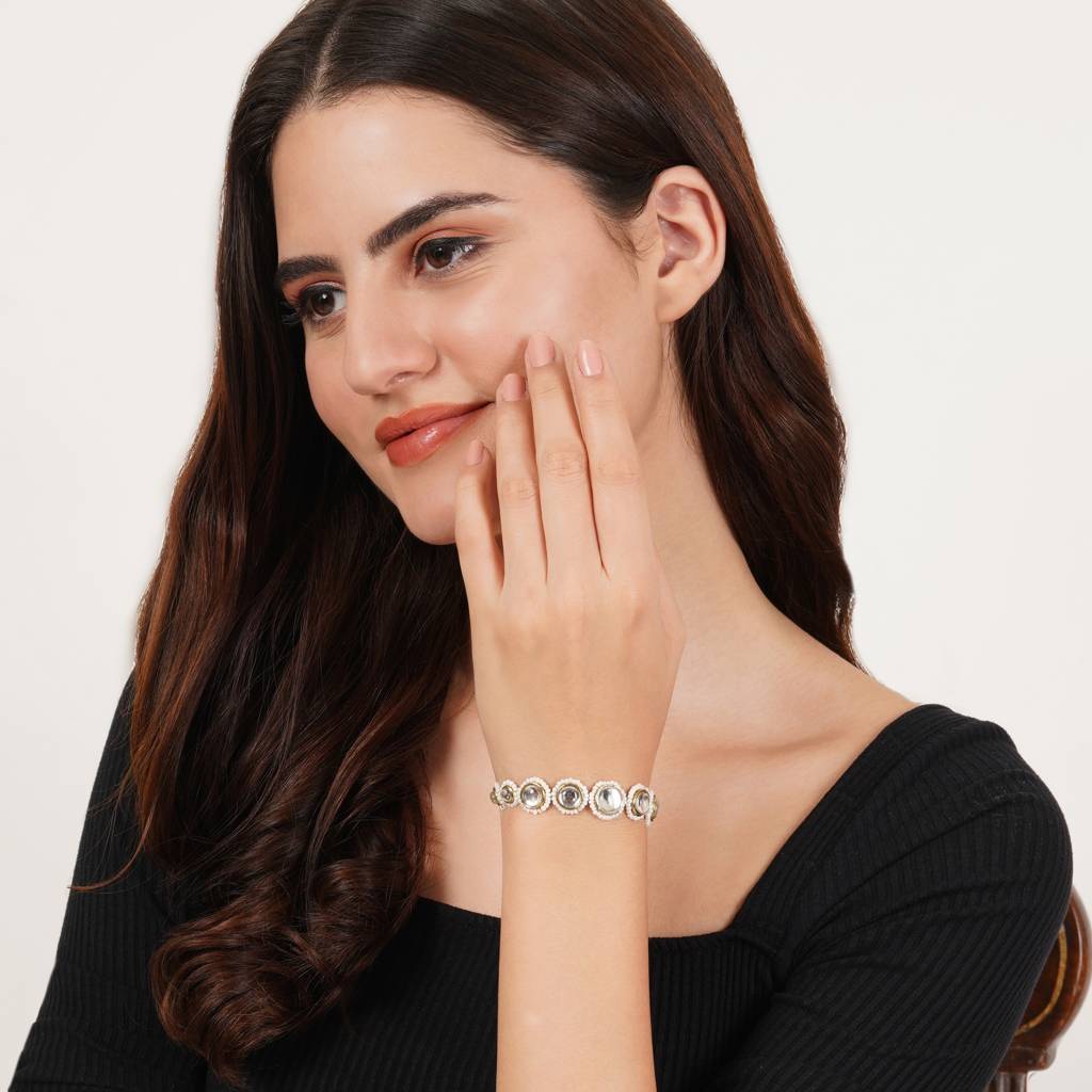 Golden Circular Kundan With White Pearls Adjustable Bracelet : ACB033