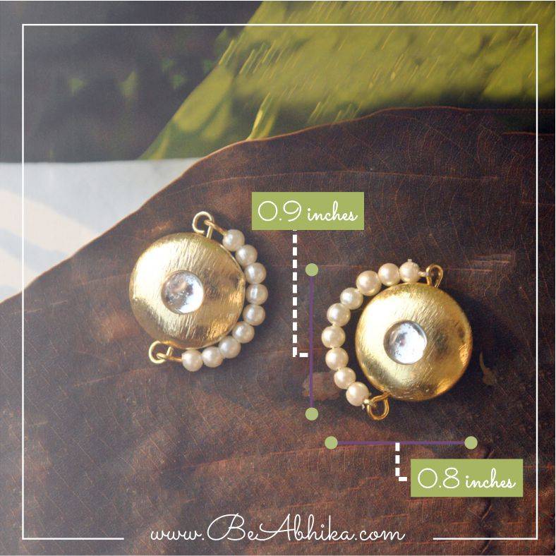 Golden Crescent Earstuds : ACE060