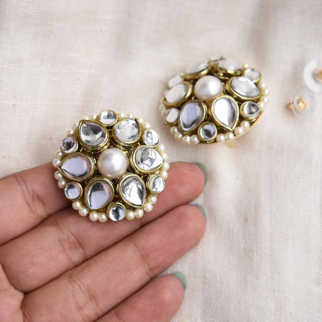 Kundan Flower Stud Earrings : ACE190