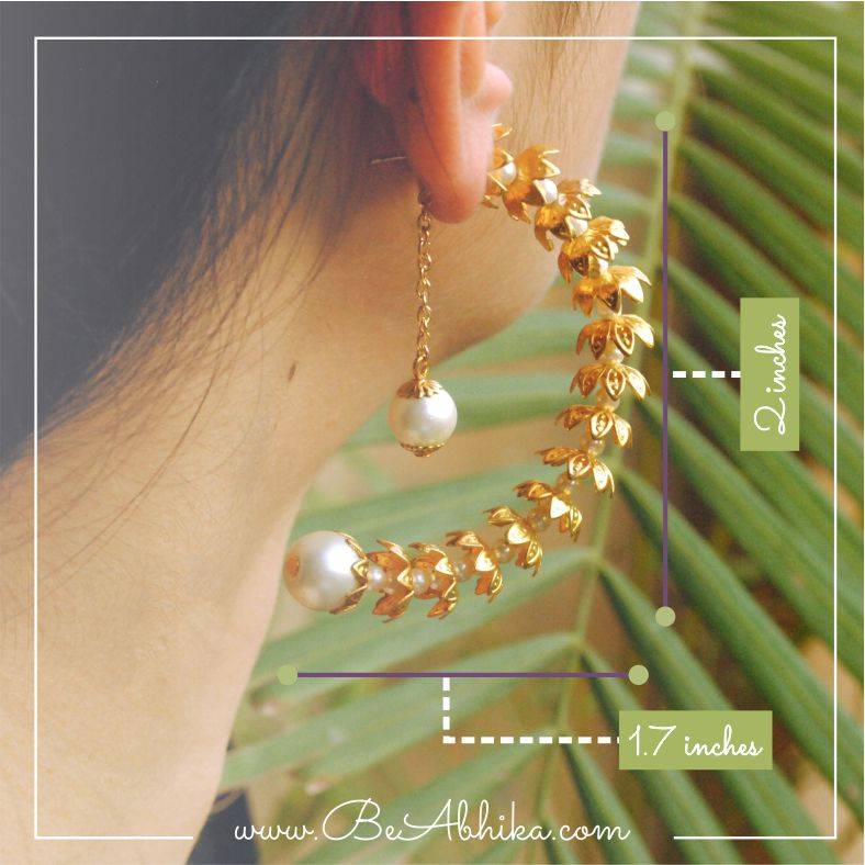 Floral Crescent Hoop Earrings : ACE192