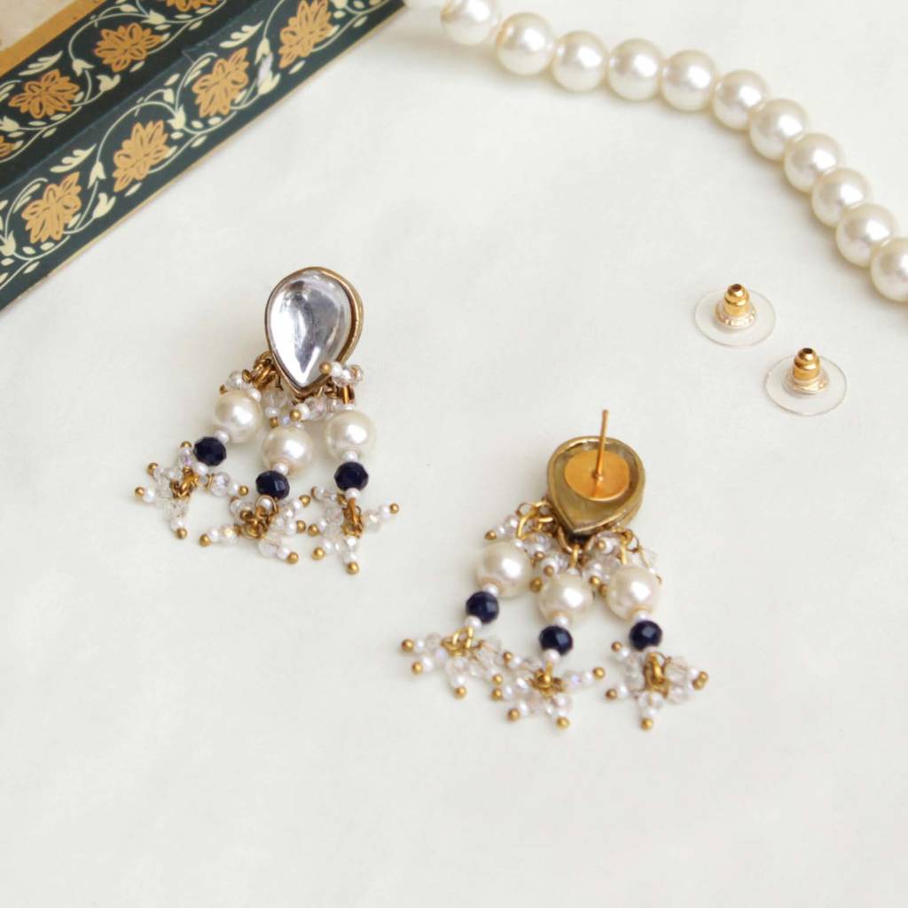 Dainty  Pearl Earrings : ACE233