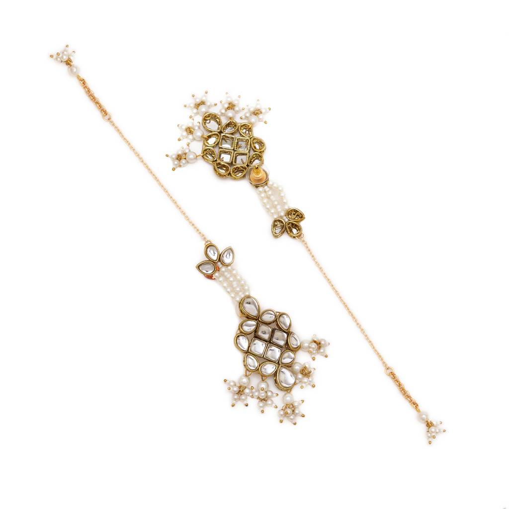 Gold Tone White Beads Kundan Kanauti Earrings : ACE270