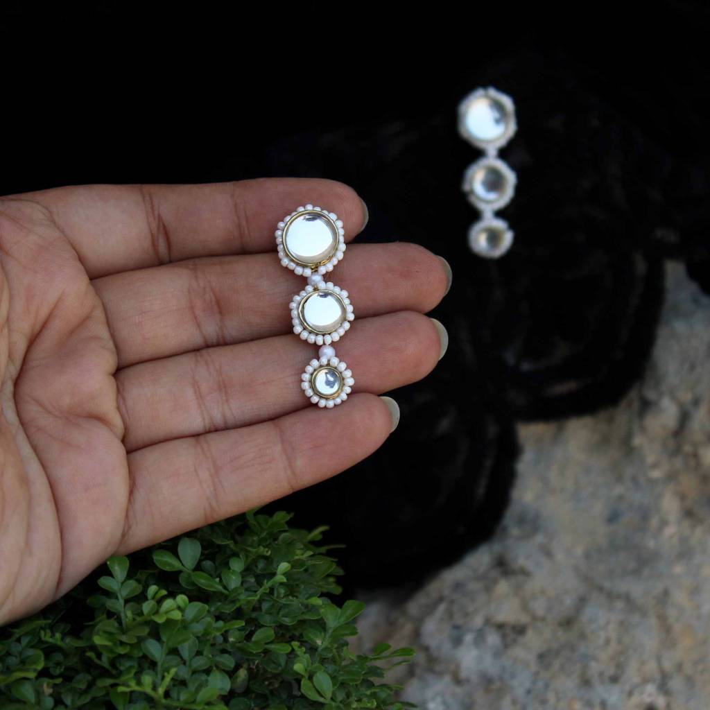 Round Bound Earrings : ACE505