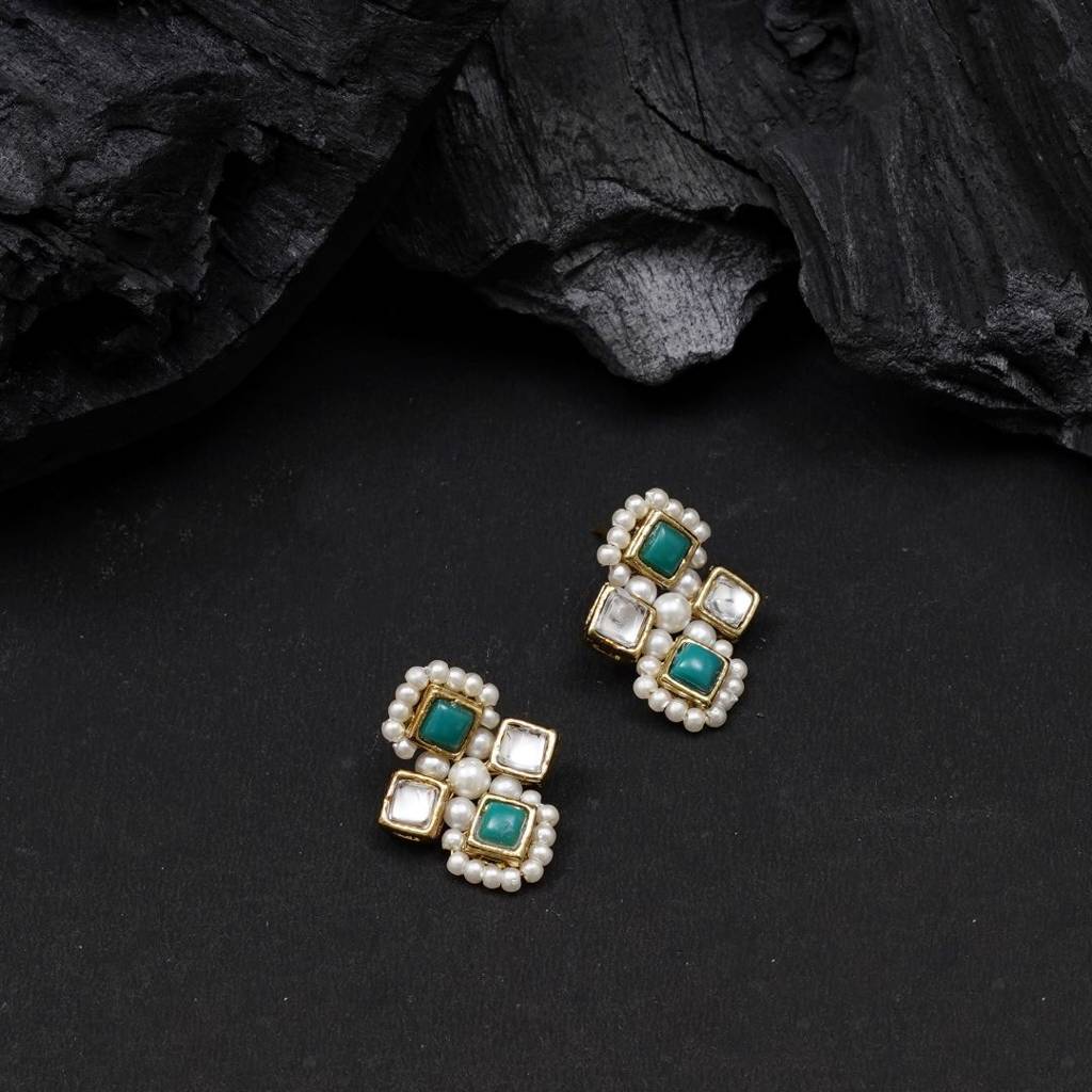 Mint Royale Pearl Studs : ACE513