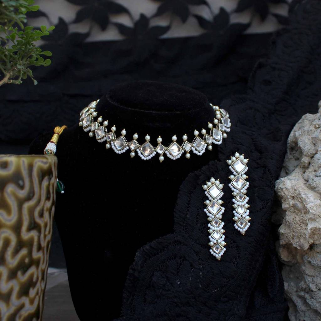 VâS Square Full Set With Necklace And Earrings : ACFS506