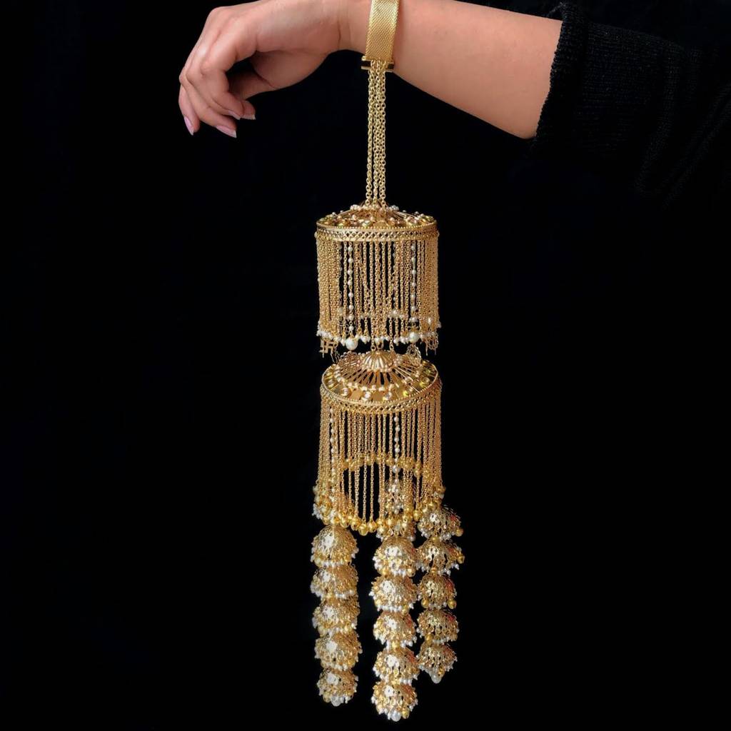 Multi Layered Jhumki Kaleere : ACKL028