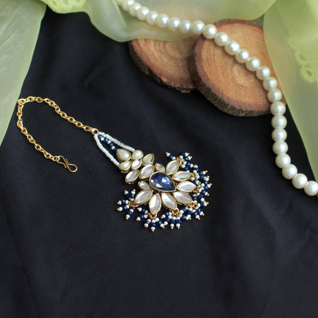 Floral Grace Kundan Mangtika : ACM006