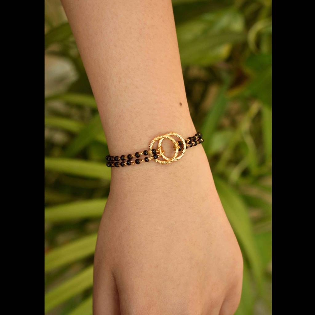 Love Knot Mangalsutra Bracelet : ACMB008