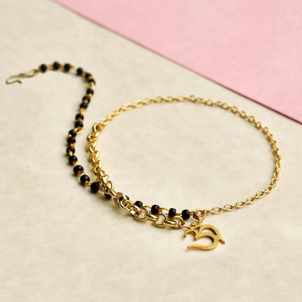 Twirl Mangalsutra Bracelet Twirl Mangalsutra Bracelet · Eternz