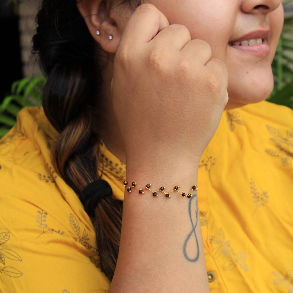 Retro Twist Mangal Sutra Bracelet : ACMB015