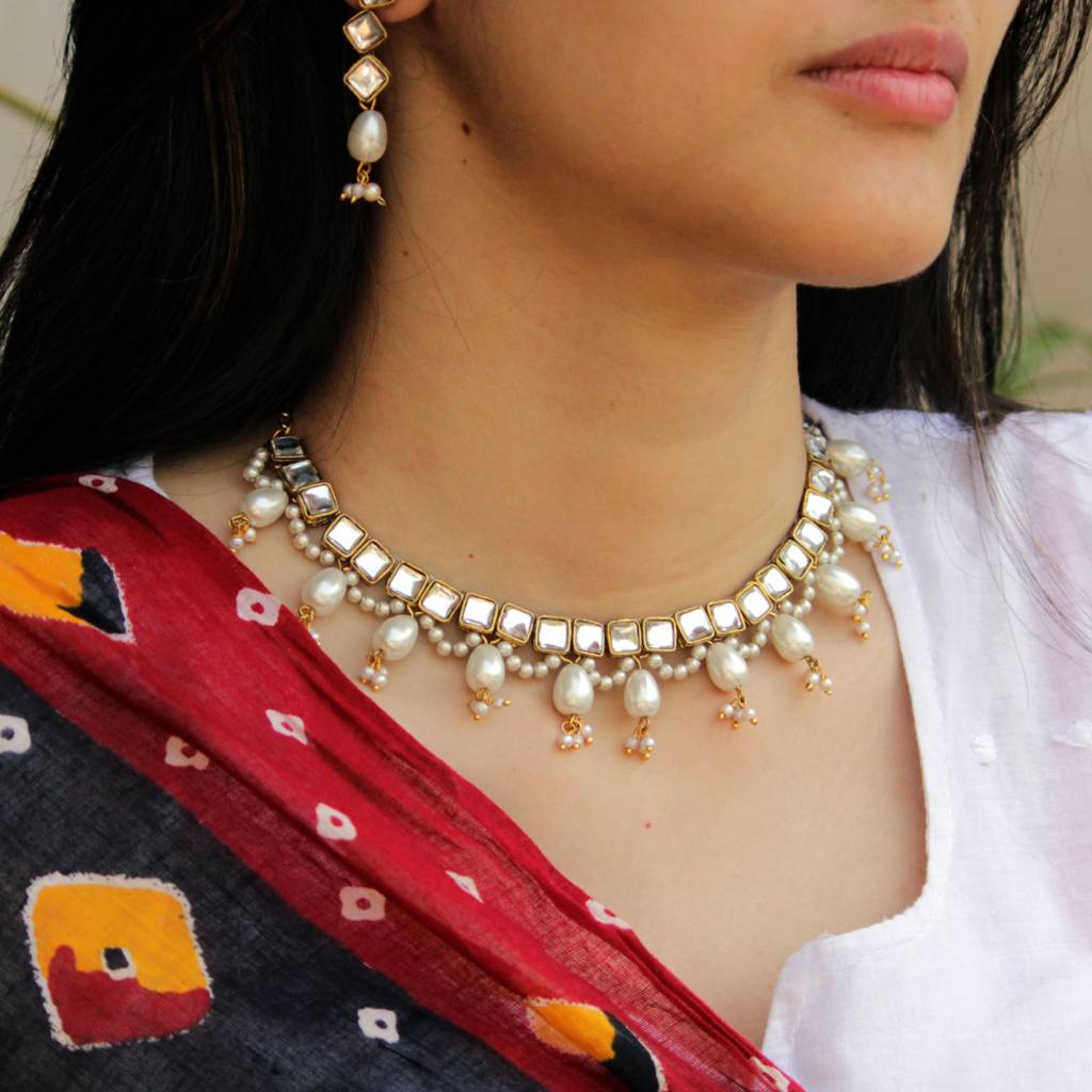 Kundan And Drop Pearl Neckacle : ACN038