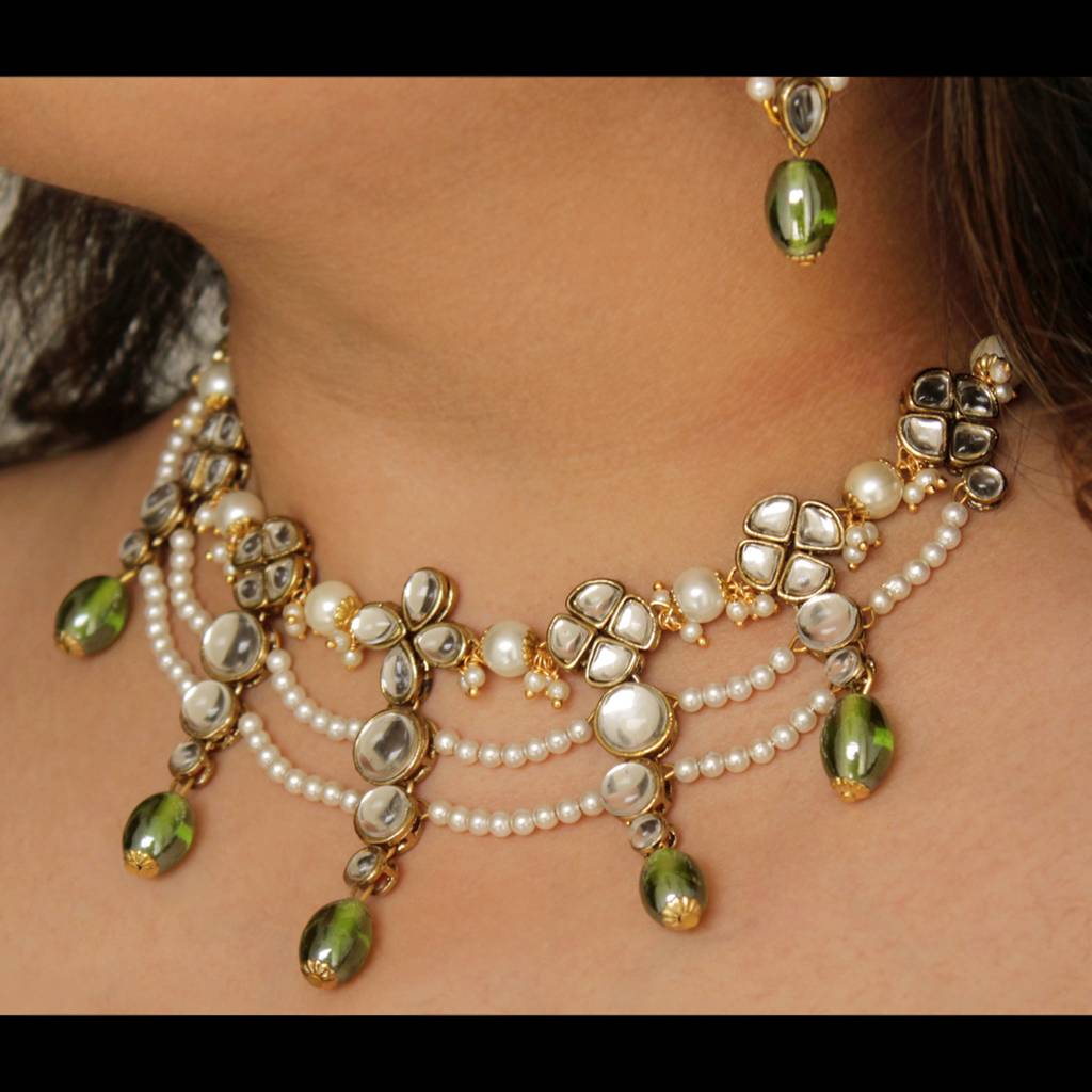 Semi Precious Beads & Kundan Necklace Set : ACN051