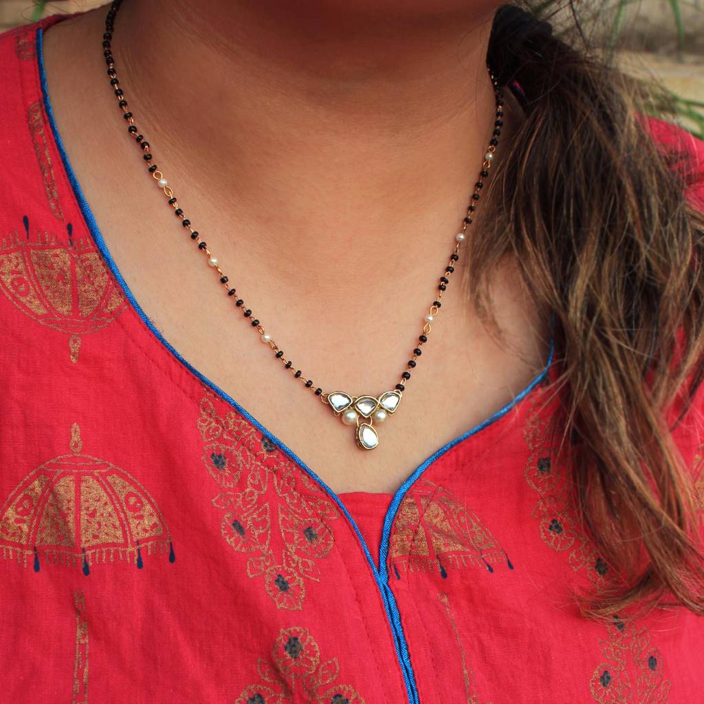 Kundan Studded Mangalsutra : ACN056