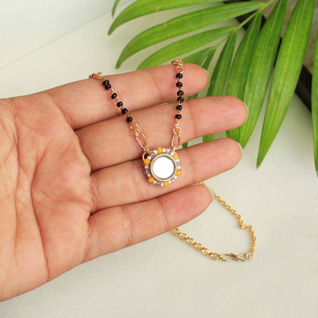 Kundan Drop Yellow Beads Mangalsutra : ACN057