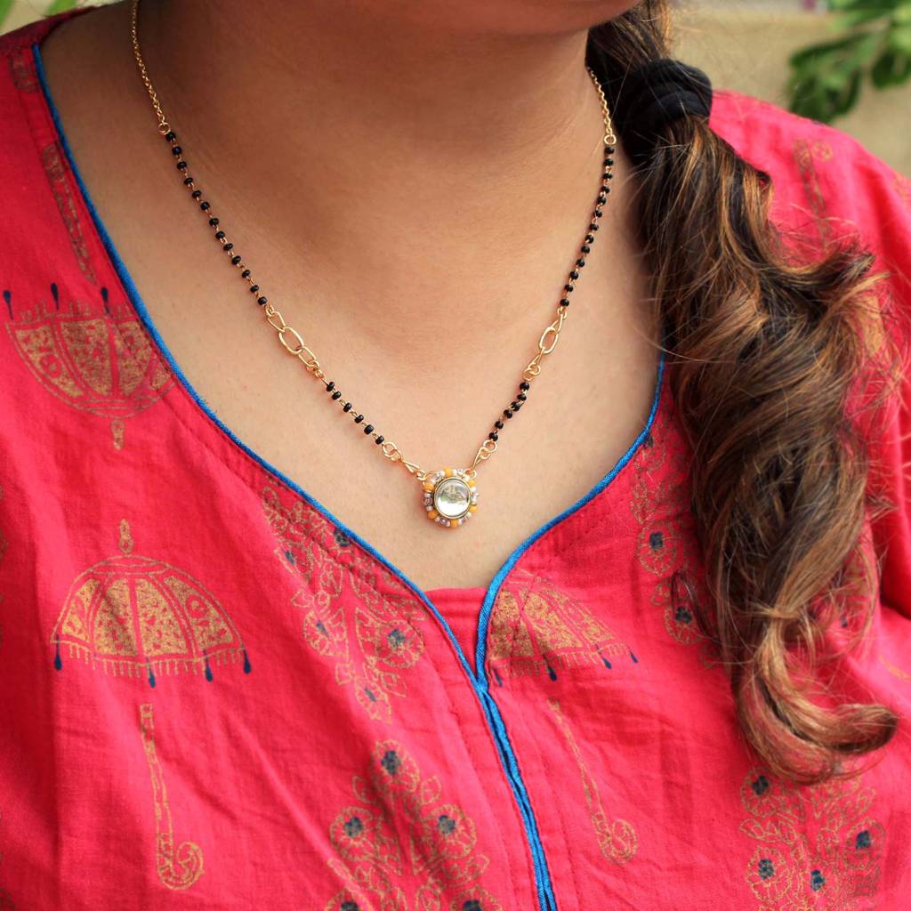 Kundan Drop Yellow Beads Mangalsutra : ACN057