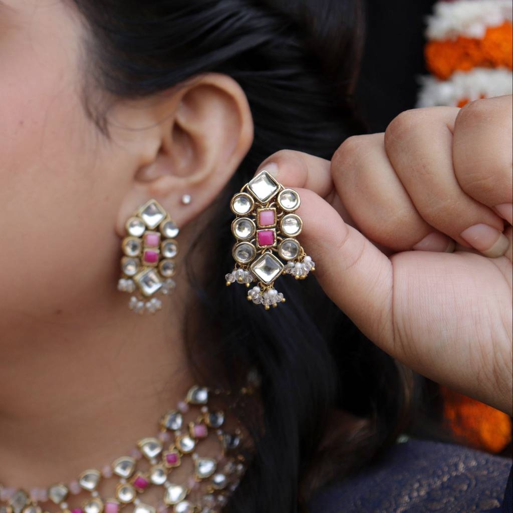 Enamoured Kundan Necklace Set : ACN062