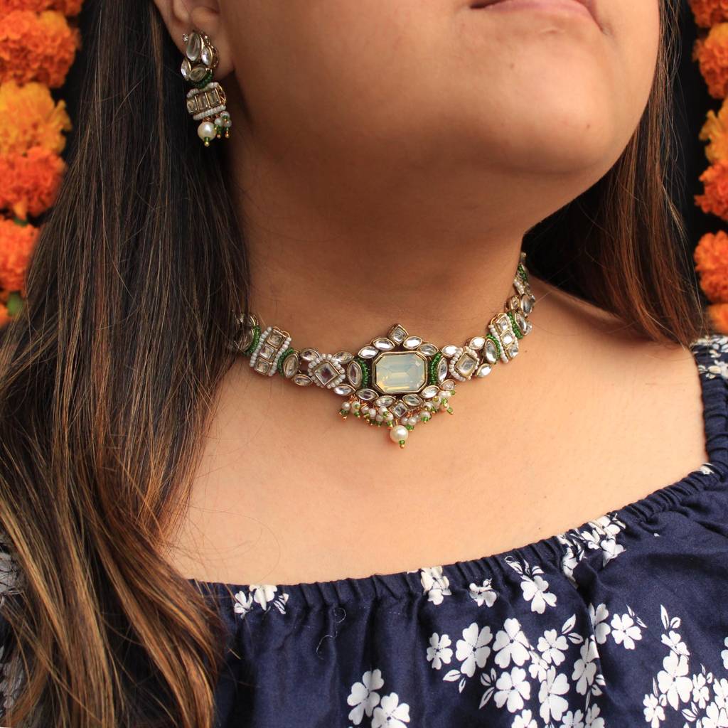 Divine Kundan Choker Set : ACN067