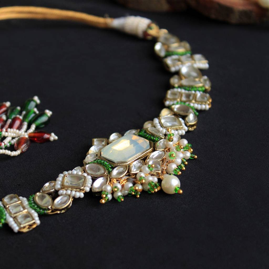 Divine Kundan Choker Set : ACN067
