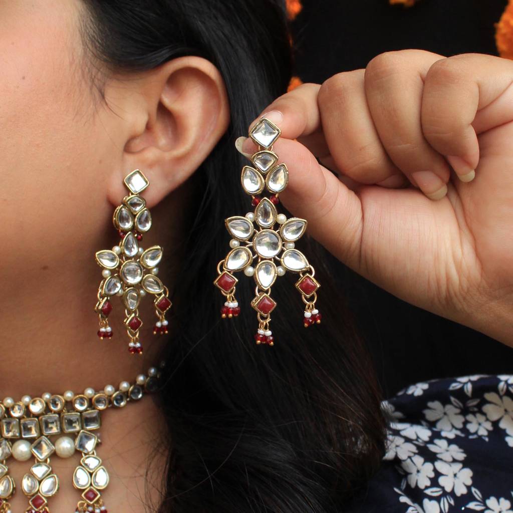 Regal Kundan Choker Set : ACN069