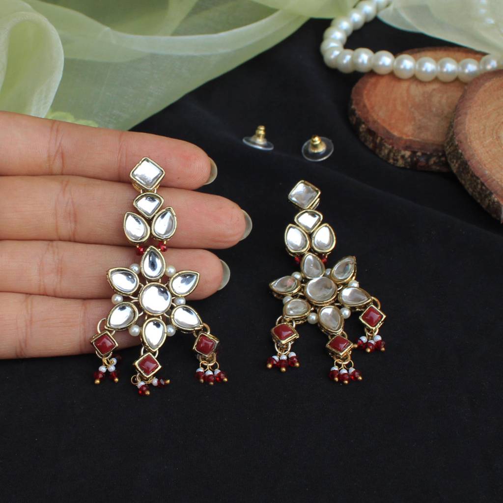Regal Kundan Choker Set : ACN069