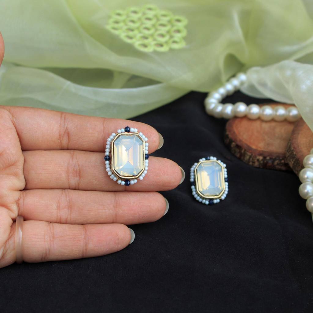 Blue Crystal Studded Choker Set : ACN072