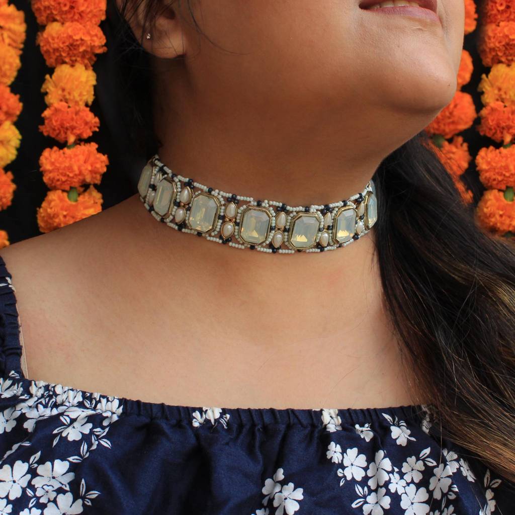 Blue Crystal Studded Choker Set : ACN072