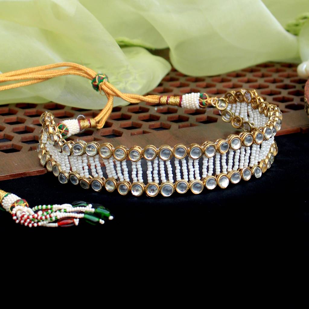 Graceful Pearl Kundan Choker : ACN073