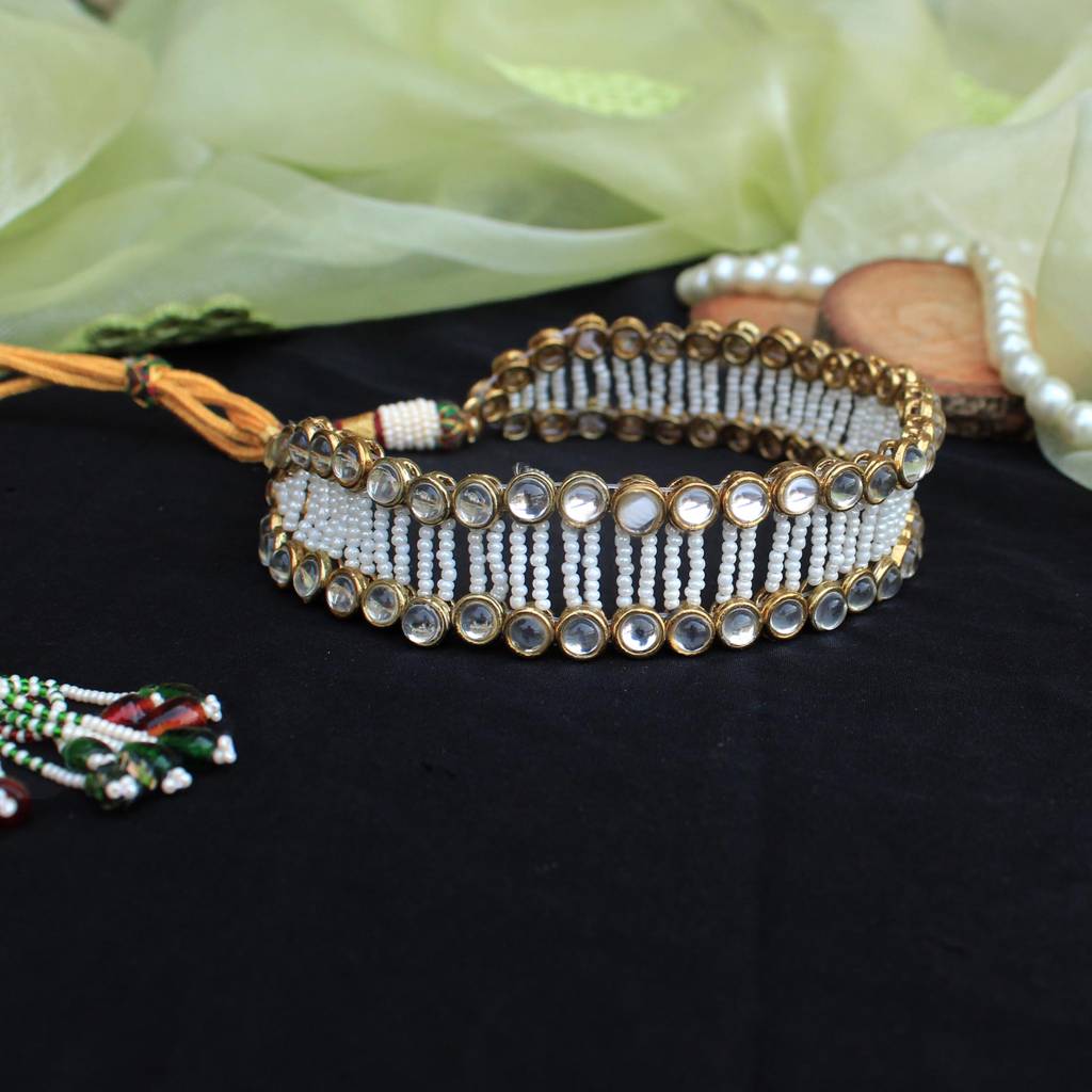 Graceful Pearl Kundan Choker : ACN073