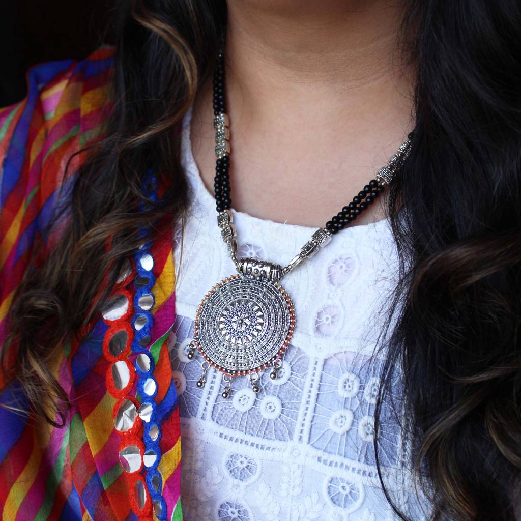 Dana Chakra Embossed Necklace : ACN079