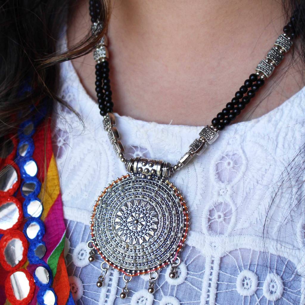 Dana Chakra Embossed Necklace : ACN079