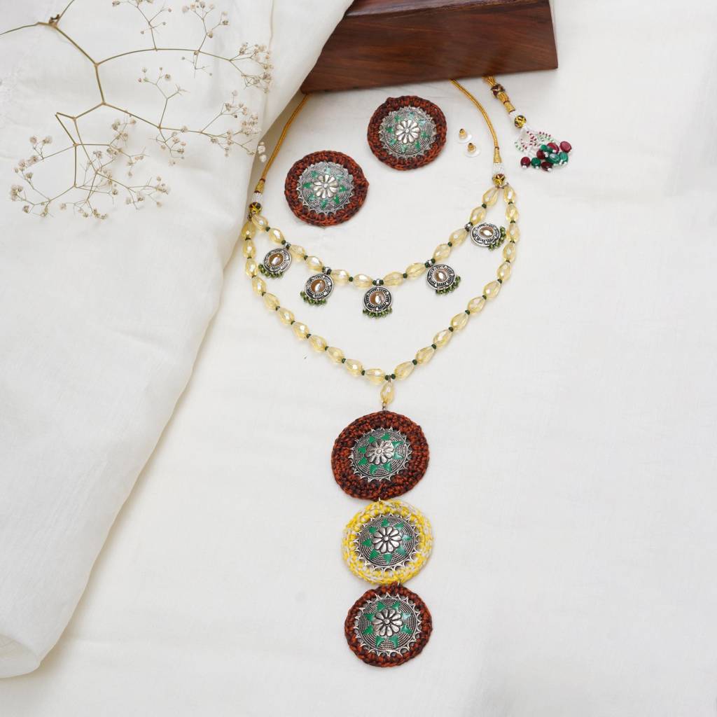 Rustic Floral Motif Hand Crochet Necklace With Matching Earrings : ACN089