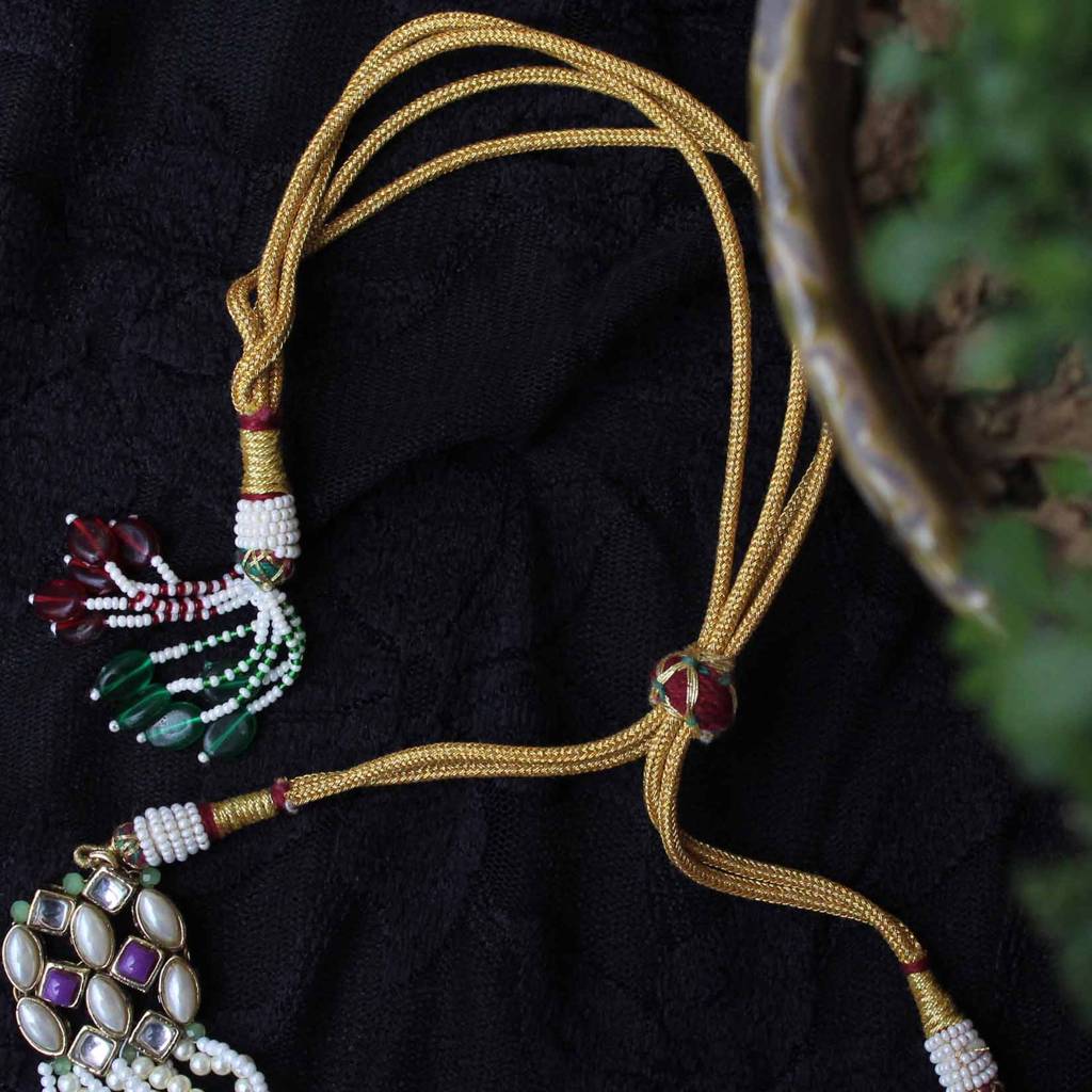 Pearl Twirl Choker : ACN502-A