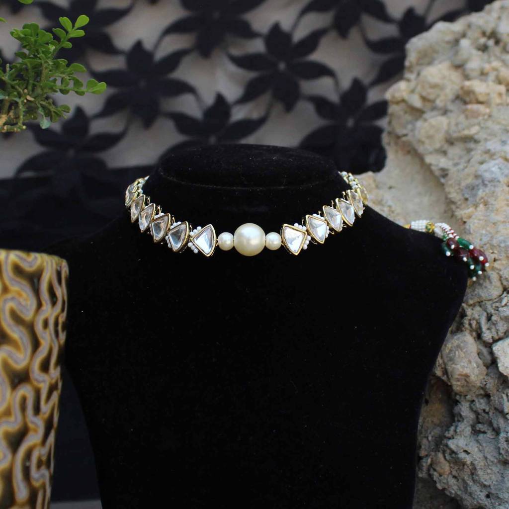 Triangle ÂMangle Necklace : ACN503