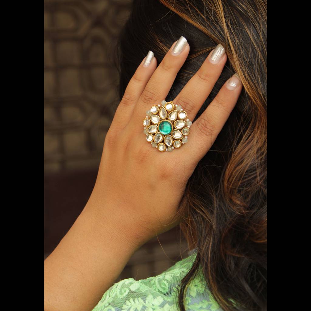 Green Kundan Flower Ring : ACR052