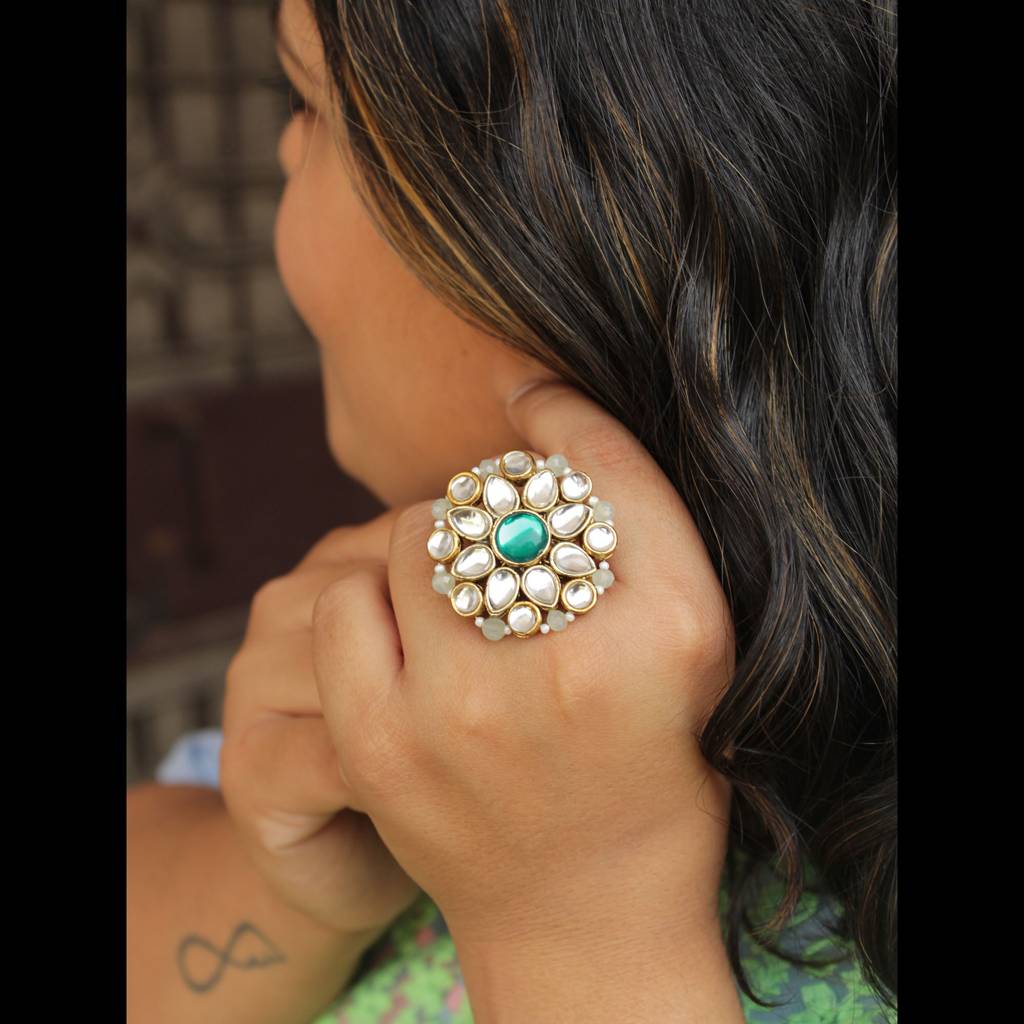 Green Kundan Flower Ring : ACR052
