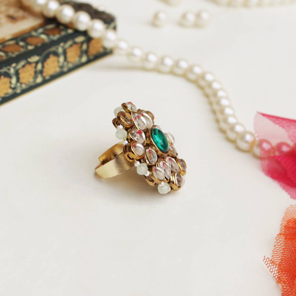Green Kundan Flower Ring : ACR052