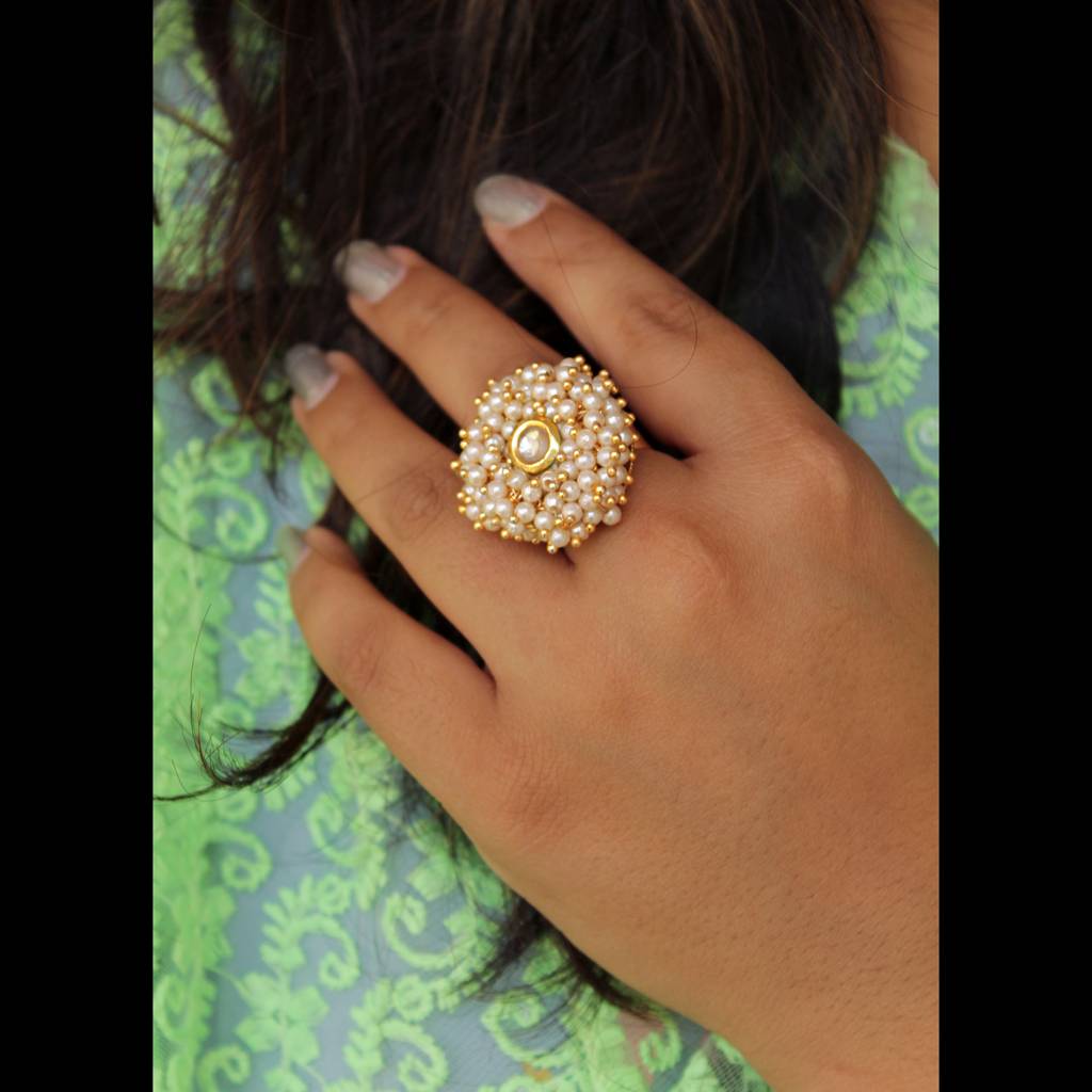 Pearly Delight Ring : ACR053