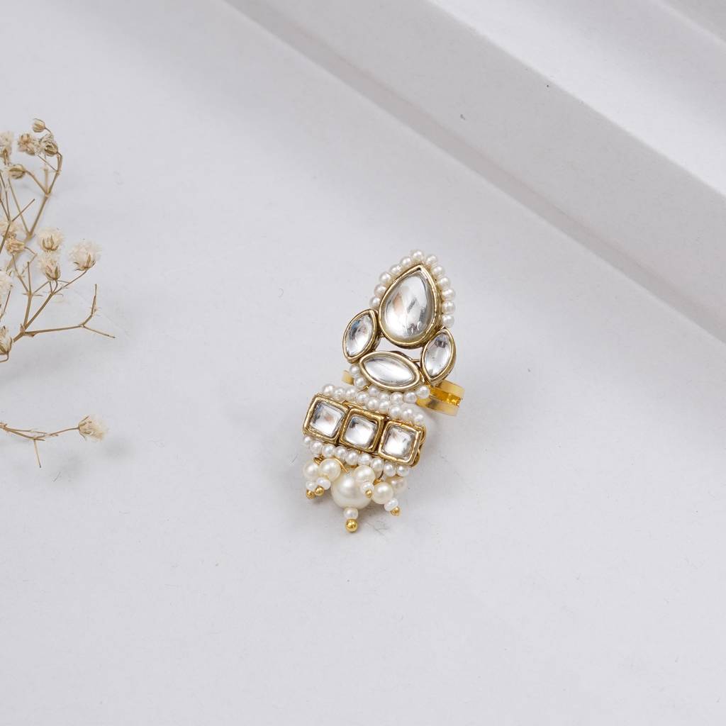 Divine Kundan Ring : ACR064-Wh