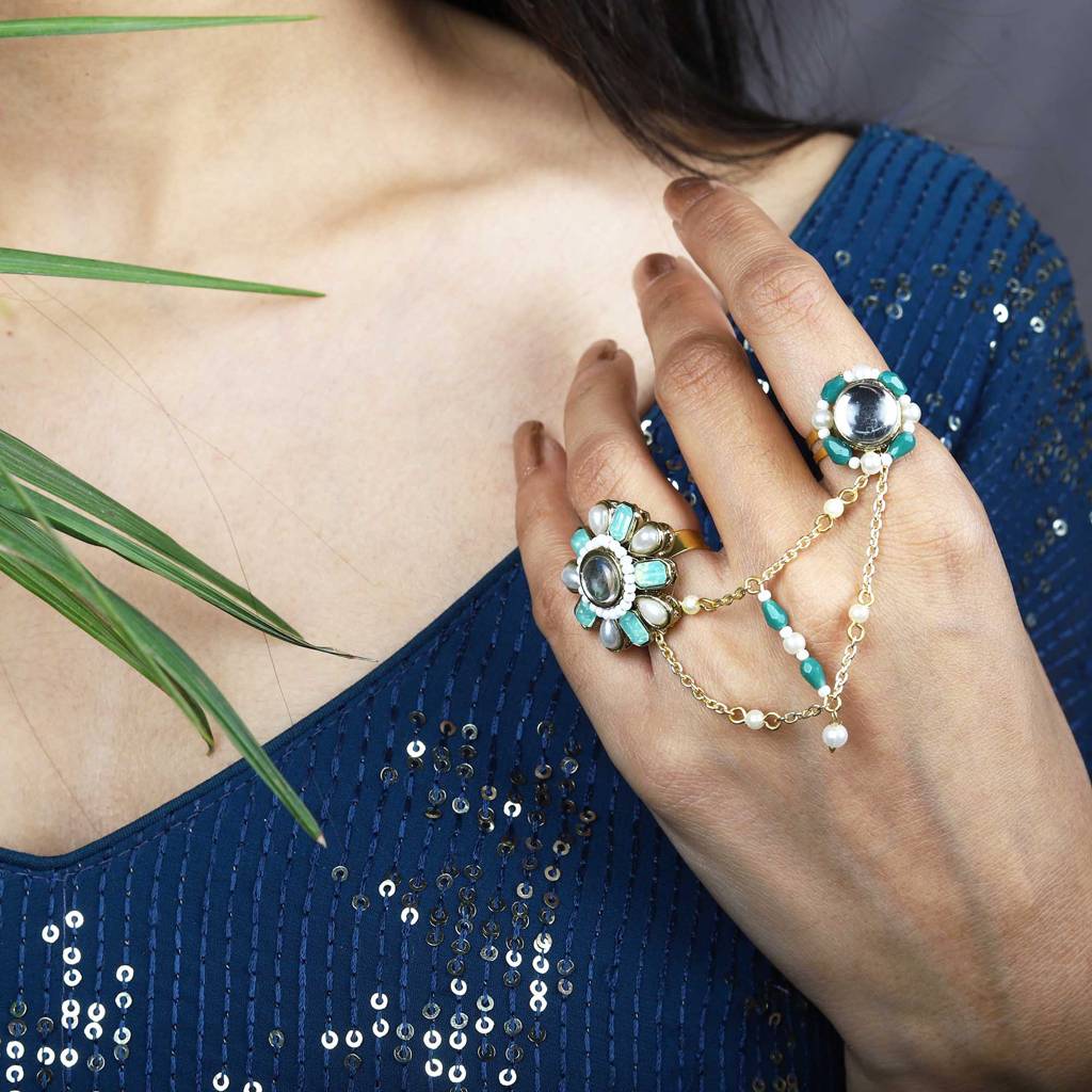 Garden Green Two-Finger Ring : ACR070