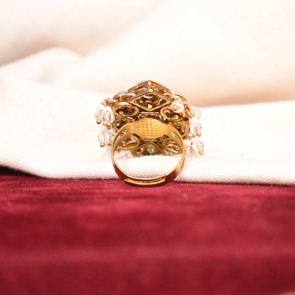 Enamoured Kundan Ring : ACR073