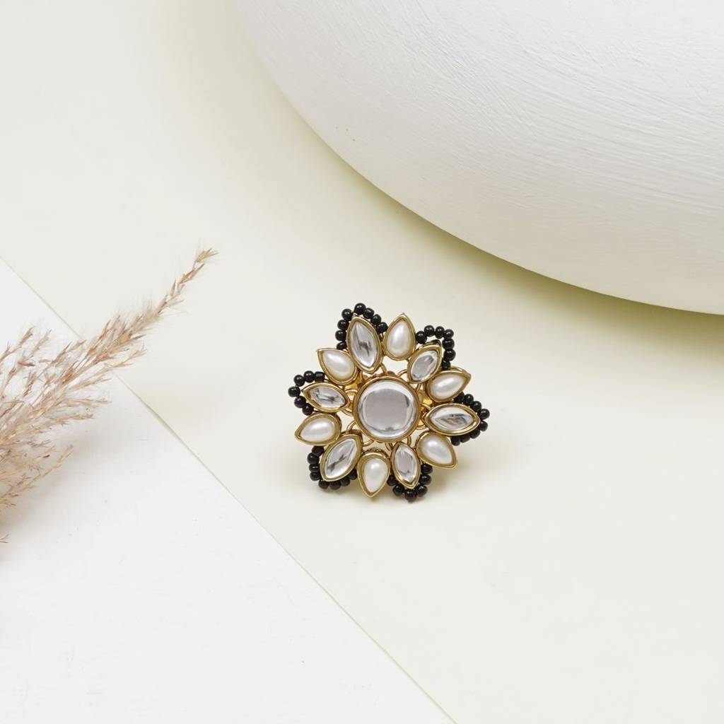 Adjustable Kundan Cocktail Ring : ACR075-Bk