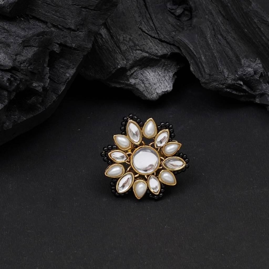 Adjustable Kundan Cocktail Ring : ACR075-Bk