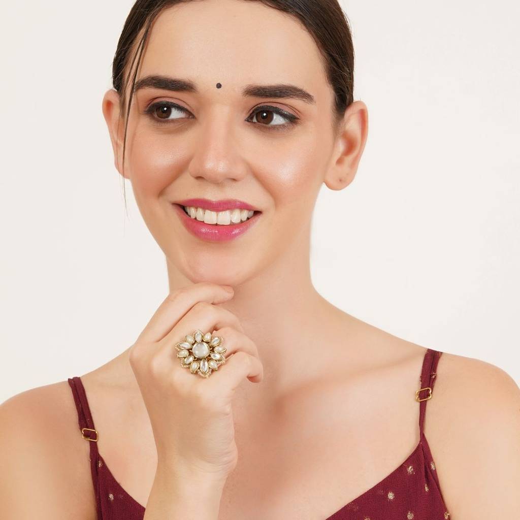 Adjustable Kundan Cocktail Ring : ACR075-OW