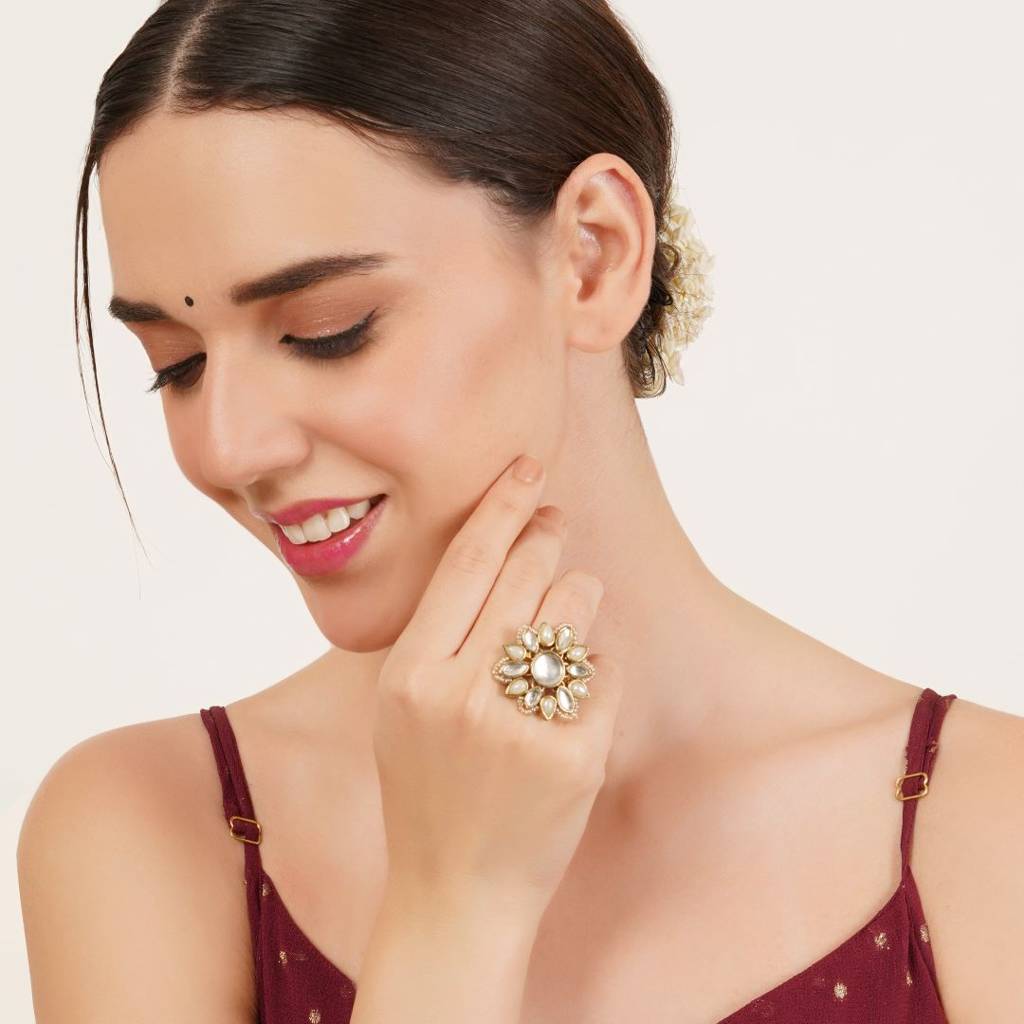 Adjustable Kundan Cocktail Ring : ACR075-OW