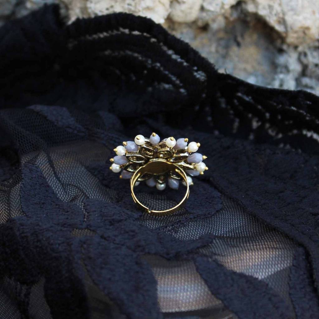 Pearl Twirl Grey Ring : ACR508
