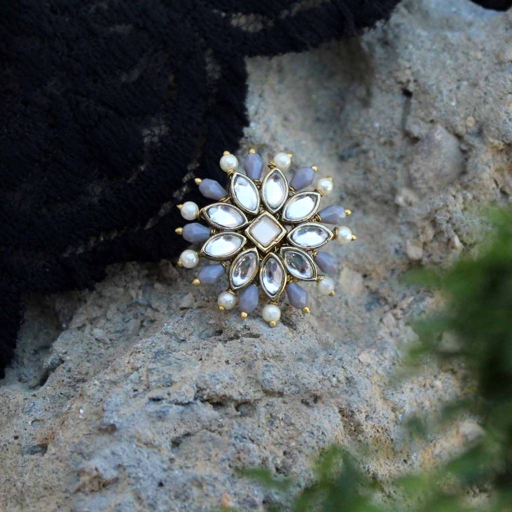 Pearl Twirl Grey Ring : ACR508
