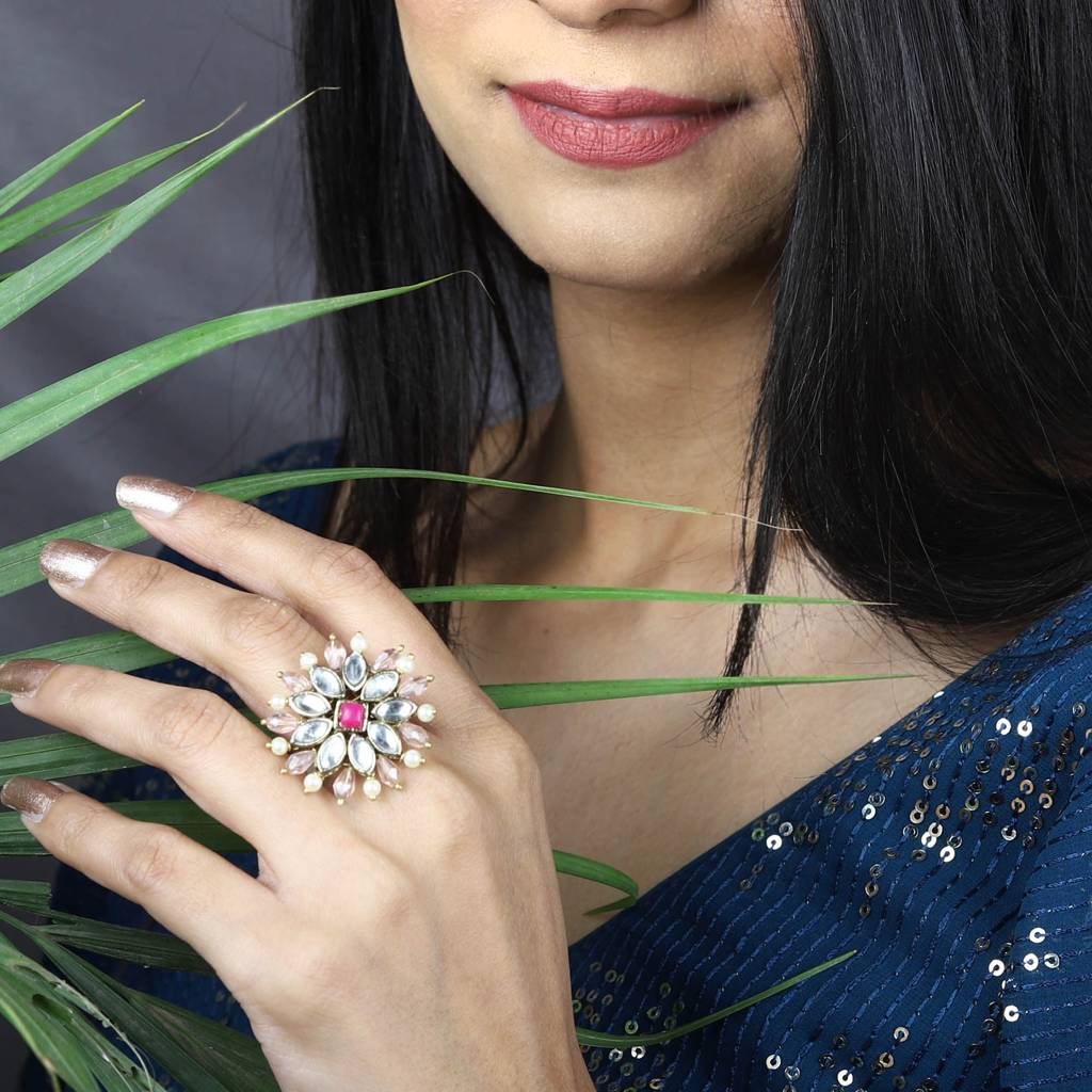 Pearl Twirl Pink Ring : ACR510