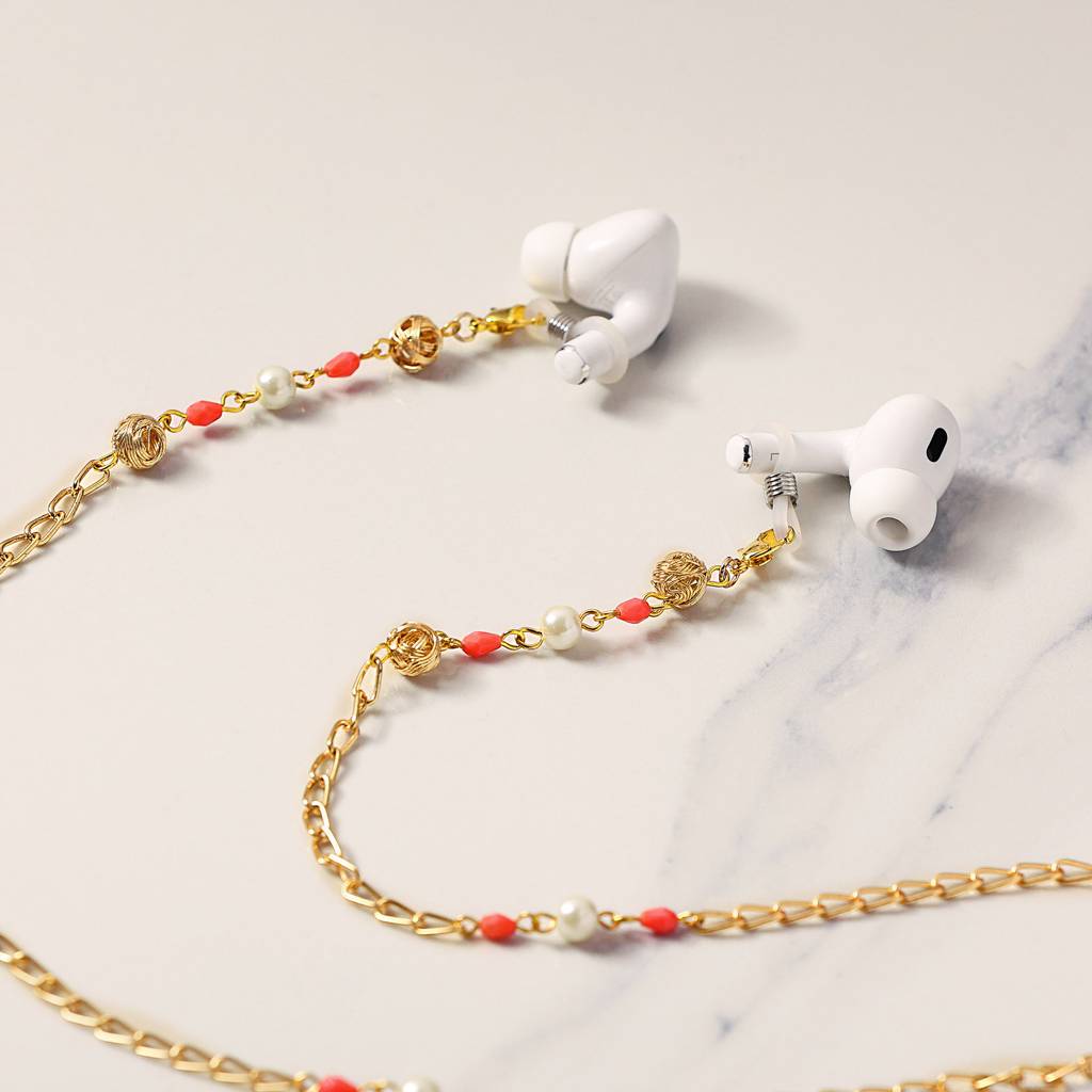 Pretty Peach With Golden Mesh Spectacles/Air Pods Chain : ACSP003