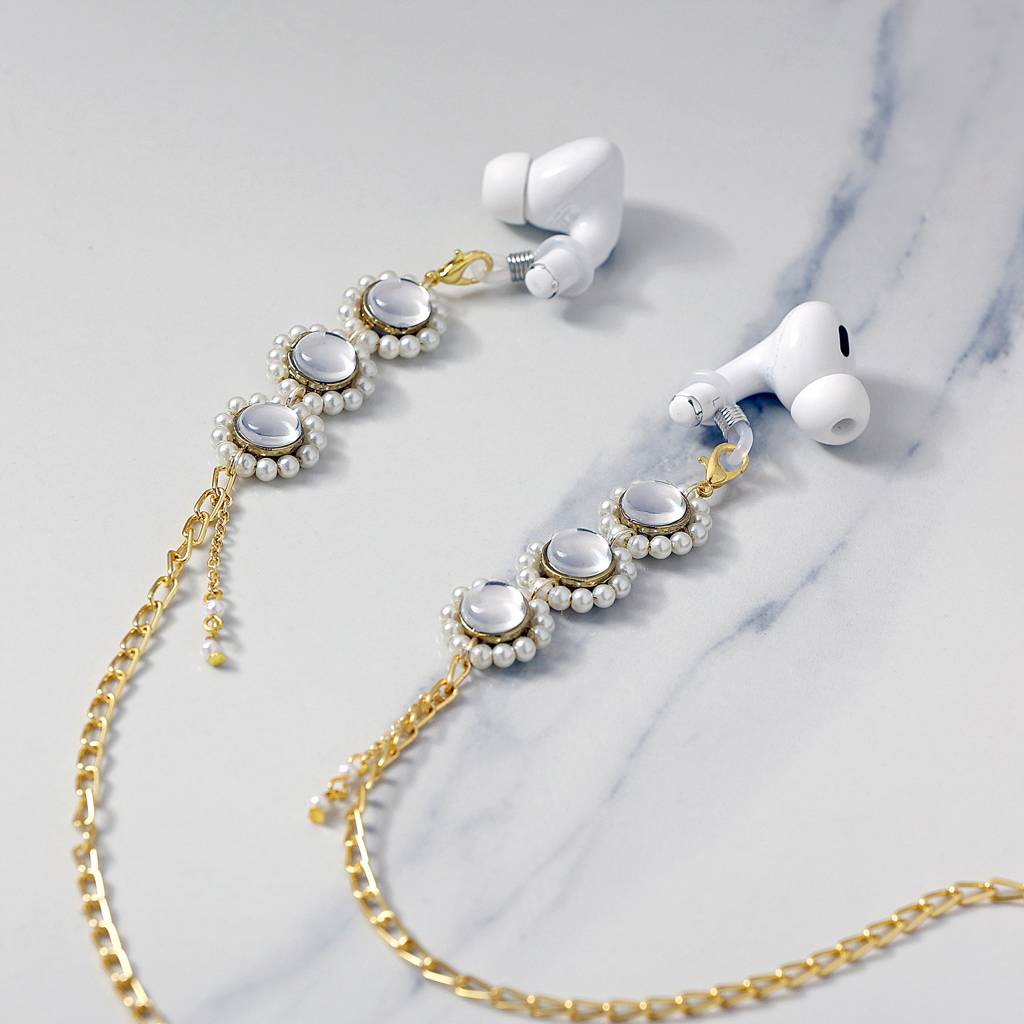 Kundan & White Beads Spectacles/Air Pods Chain : ACSP015